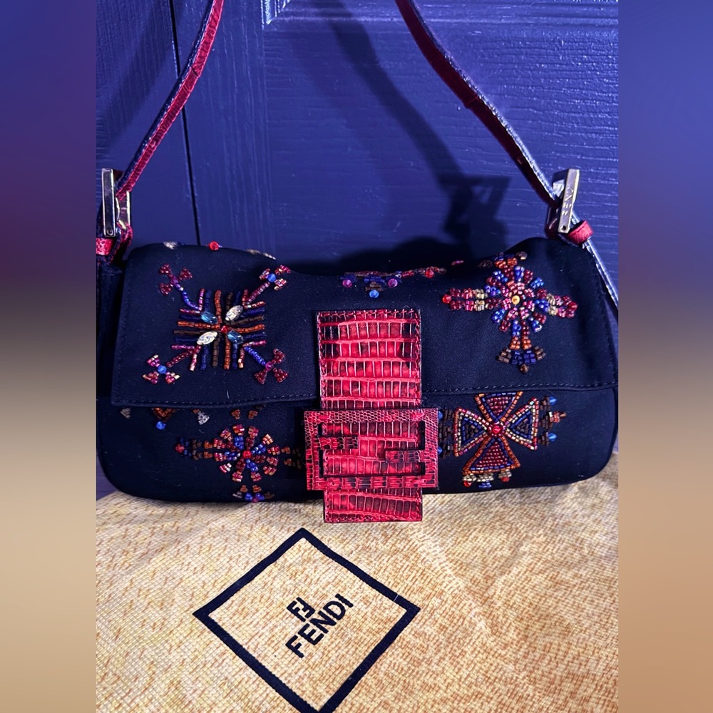 VINTAGE FENDI BAGUETTE BAG BEADED/ LIZARD ORIGINAL $3250